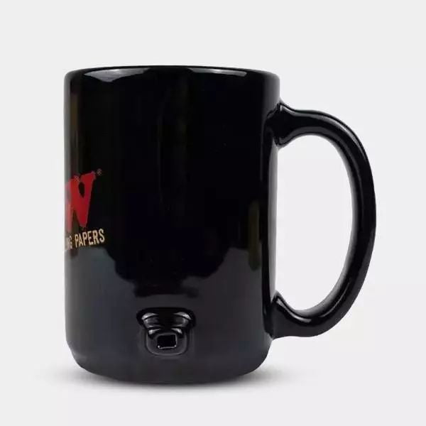 Détail mug RAW Wake Up Bake Up – pipe céramique noire bol fumer intégré joint roulé posé, accessoire fumeur CBD design collector fonctionnel, cadeau original anniversaire fumeur livraison rapide France